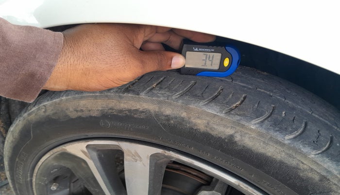 2021 Tata ALTROZ XZ PETROL, Petrol, Manual, 75,024 km, tyre