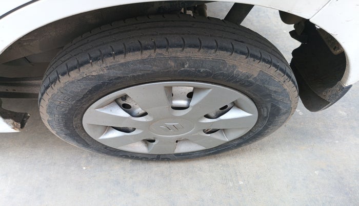 2012 Maruti Wagon R 1.0 LXI, Petrol, Manual, 85,258 km, tyre
