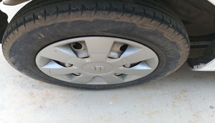 2012 Maruti Wagon R 1.0 LXI, Petrol, Manual, 85,258 km, tyre