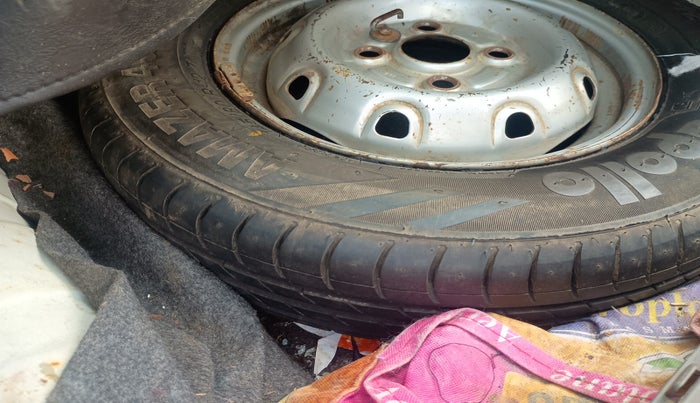 2010 Maruti Alto LXI, Petrol, Manual, 1,13,363 km, tyre
