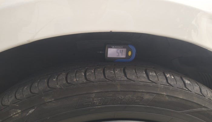 2013 Hyundai i20 ASTA 1.4 CRDI, Diesel, Manual, 73,524 km, tyre