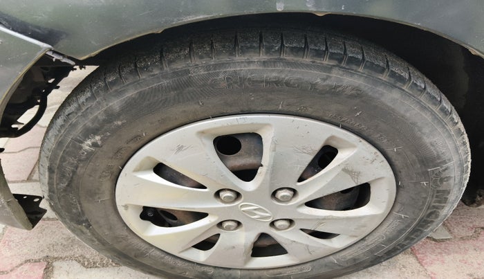 2010 Hyundai i10 MAGNA 1.2, Petrol, Manual, 1,33,554 km, tyre