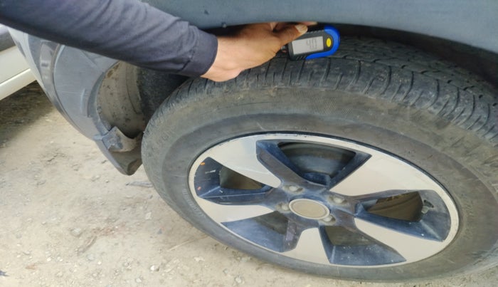 2018 Tata NEXON XZ PLUS PETROL, Petrol, Manual, 53,130 km, tyre
