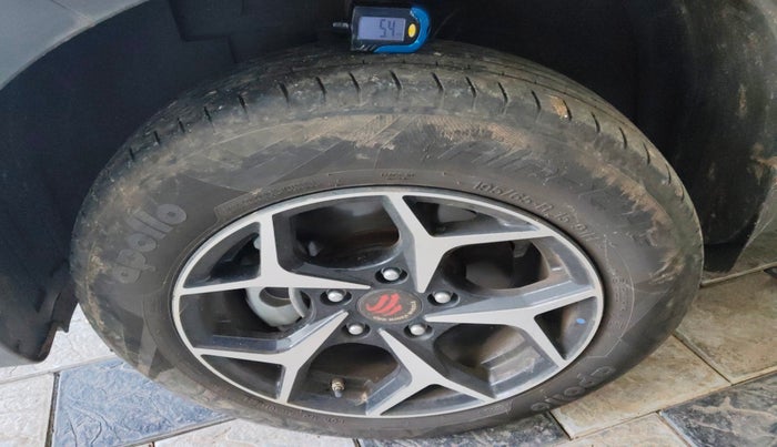 2024 Hyundai VENUE S 1.2, Petrol, Manual, 18,191 km, tyre