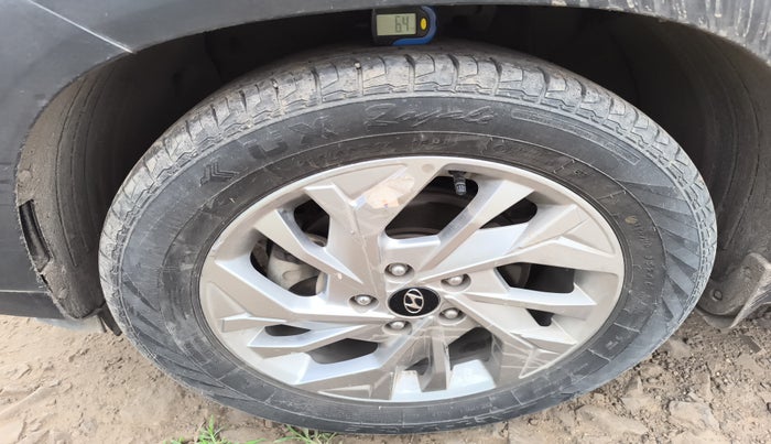 2021 Hyundai Creta SX 1.5 PETROL, Petrol, Manual, 58,823 km, tyre