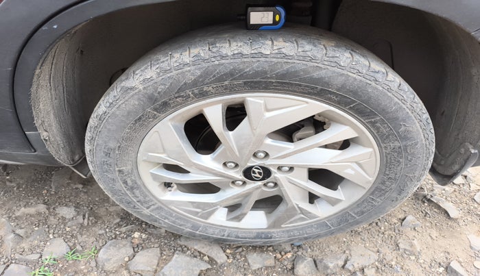 2021 Hyundai Creta SX 1.5 PETROL, Petrol, Manual, 58,823 km, tyre