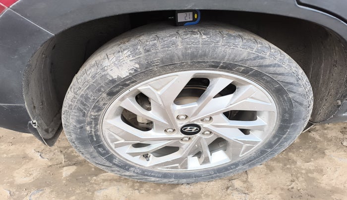2021 Hyundai Creta SX 1.5 PETROL, Petrol, Manual, 58,823 km, tyre
