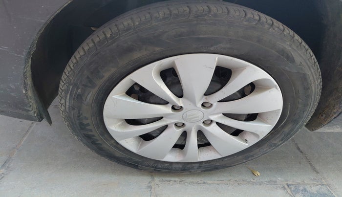2017 Maruti Baleno DELTA DIESEL 1.3, Diesel, Manual, 58,581 km, tyre