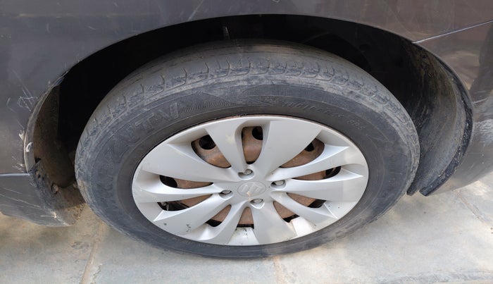 2017 Maruti Baleno DELTA DIESEL 1.3, Diesel, Manual, 58,581 km, tyre