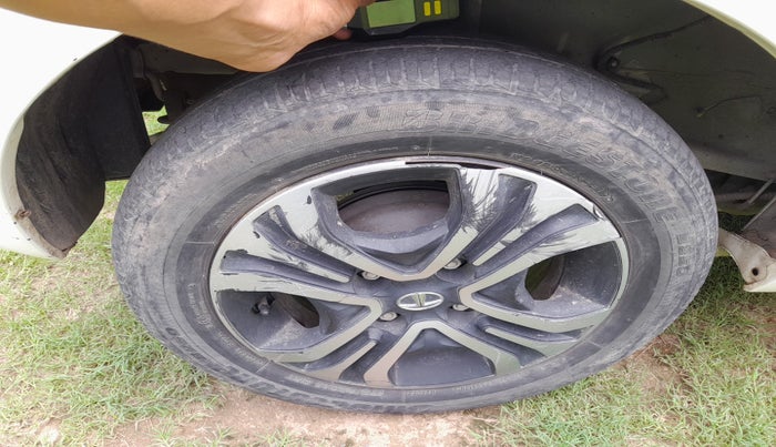 2019 Tata Tiago XT PETROL, Petrol, Manual, 26,110 km, tyre