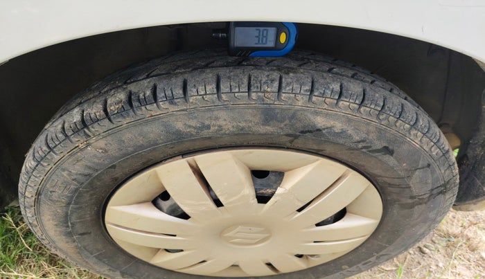 2015 Maruti Alto 800 LXI, Petrol, Manual, 53,871 km, tyre