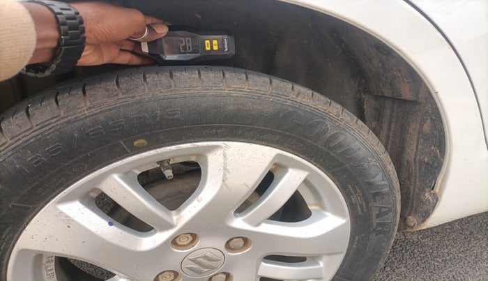 2012 Maruti Swift Dzire ZXI, Petrol, Manual, 76,395 km, tyre