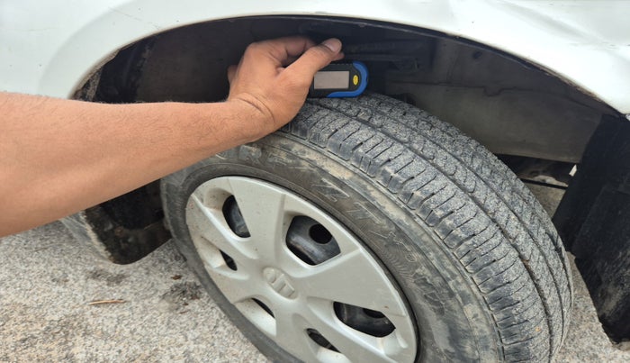 2010 Maruti Ritz VXI, Petrol, Manual, 84,962 km, tyre