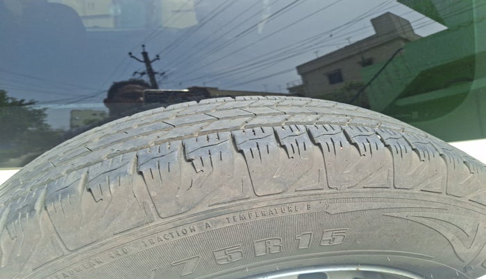 2023 Mahindra BOLERO NEO N 4, Diesel, Manual, 82,535 km, tyre