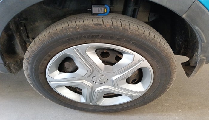 2019 Tata NEXON XM PETROL, Petrol, Manual, 48,211 km, tyre