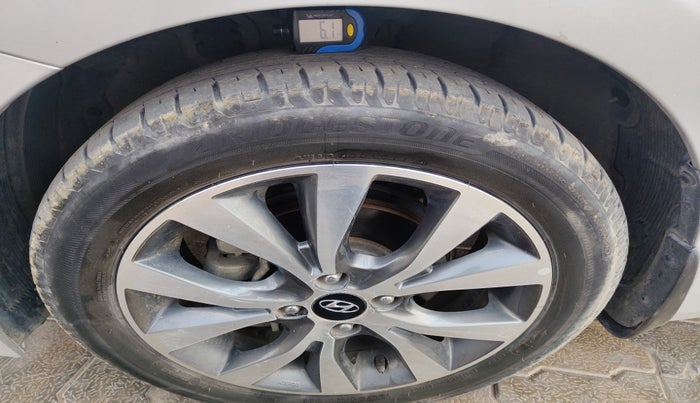 2016 Hyundai Verna 1.6 CRDI SX, Diesel, Manual, 58,971 km, tyre
