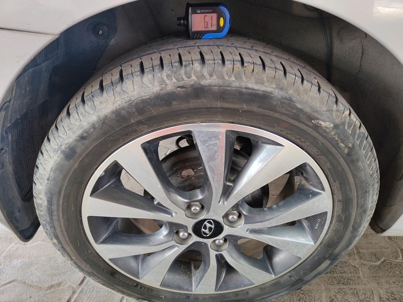 2016 Hyundai Verna 1.6 CRDI SX, Diesel, Manual, 59,000 km, tyre