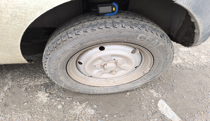 2011 Tata Nano STD, Petrol, Manual, 50,103 km, tyre
