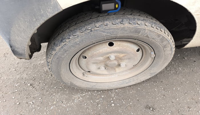 2011 Tata Nano STD, Petrol, Manual, 50,103 km, tyre