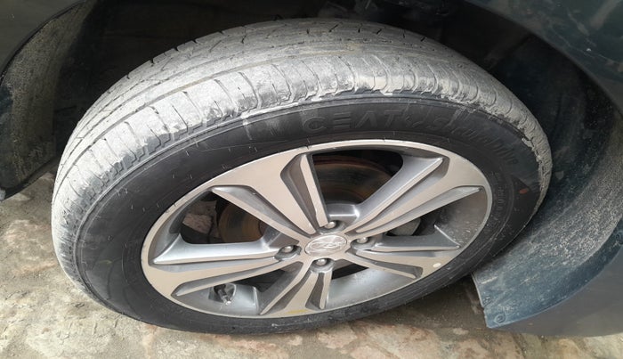 2019 Hyundai Verna 1.6 VTVT SX O, Petrol, Manual, 77,167 km, tyre