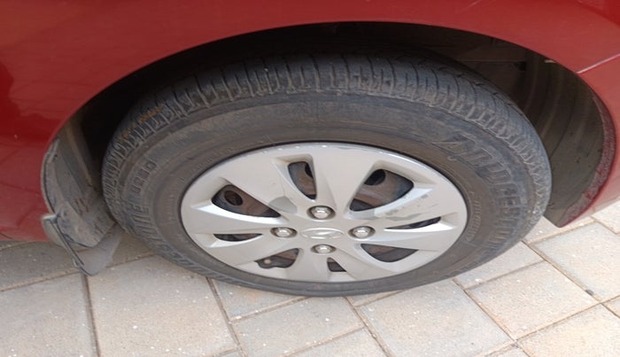 2011 Hyundai i10 MAGNA 1.1, Petrol, Manual, 55,423 km, tyre