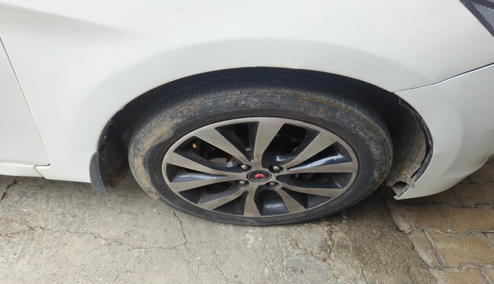 2016 Hyundai Verna 1.6 CRDI S AT, Diesel, Automatic, 1,04,386 km, tyre