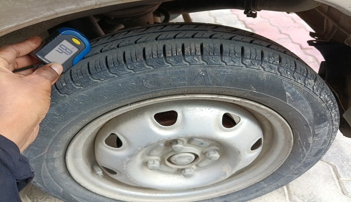 2010 Maruti Zen Estilo LXI, Petrol, Manual, 79,496 km, tyre