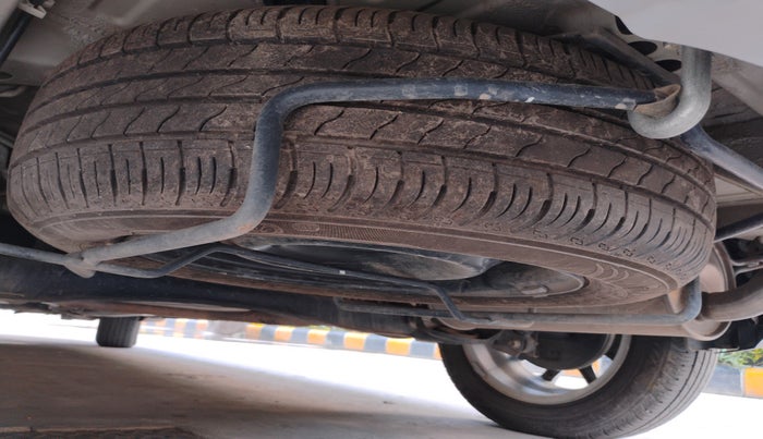 2024 Maruti XL6 ZETA CNG, Petrol, Manual, 22,640 km, tyre