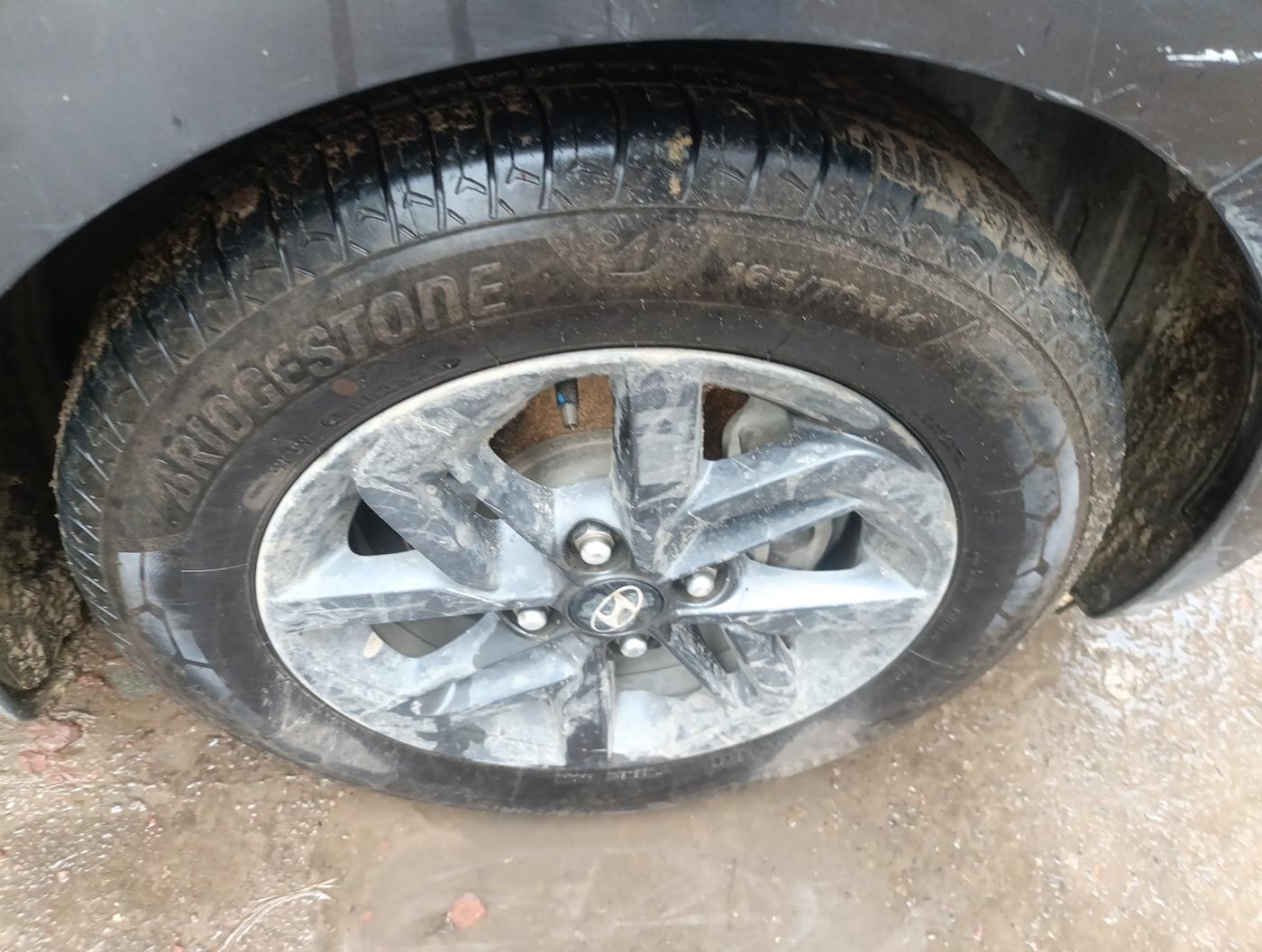 2022 Hyundai GRAND I10 NIOS SPORTZ 1.2 KAPPA VTVT CNG, Petrol, Manual, 85,222 km, tyre