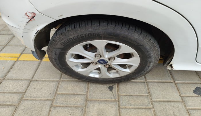 2016 Ford New Figo TITANIUM1.5 DIESEL, Diesel, Manual, 1,08,426 km, tyre