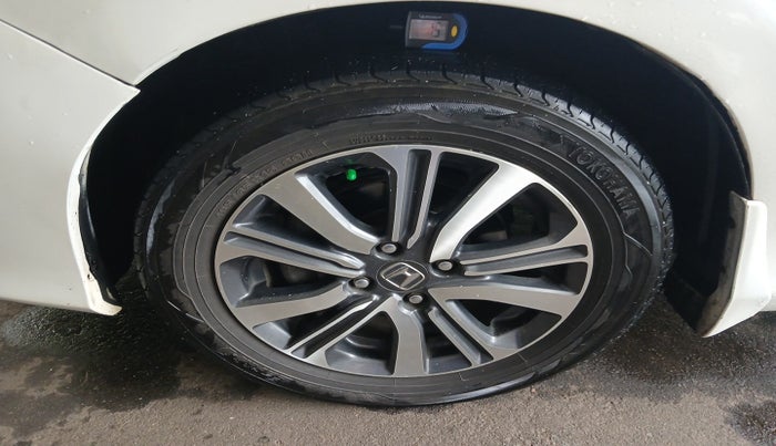 2017 Honda City 1.5L I-VTEC V MT, Petrol, Manual, 79,472 km, tyre