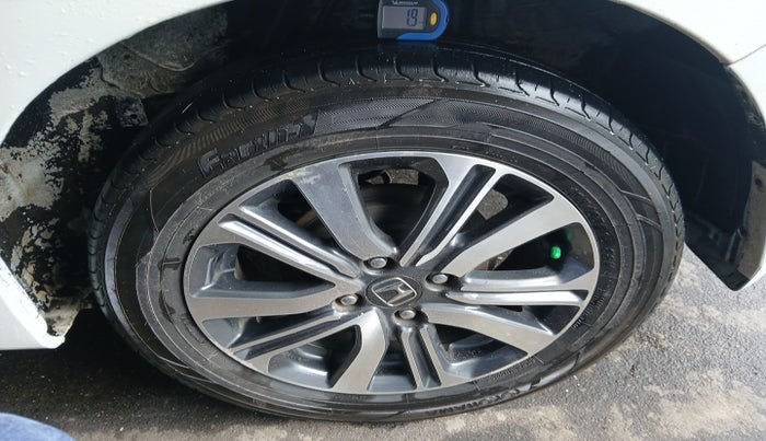 2017 Honda City 1.5L I-VTEC V MT, Petrol, Manual, 79,472 km, tyre