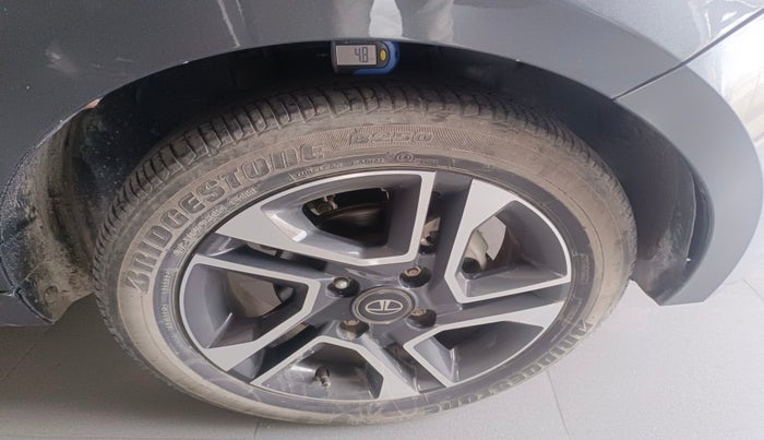 2021 Tata ALTROZ XZA PLUS, Petrol, Automatic, 55,248 km, tyre