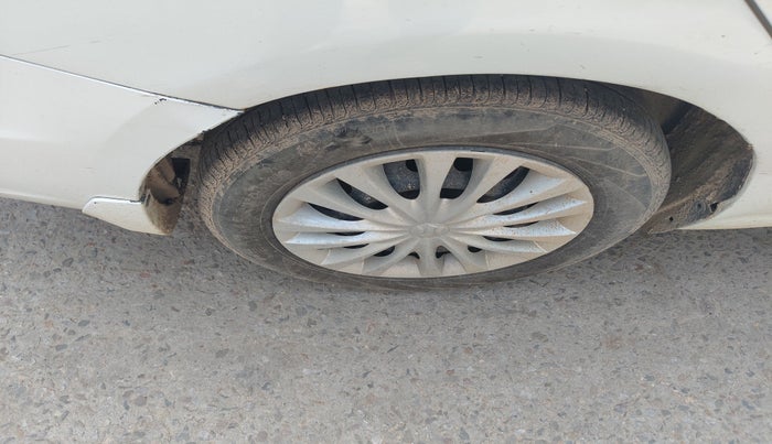 2015 Maruti Ciaz VDI, Diesel, Manual, 1,27,415 km, tyre