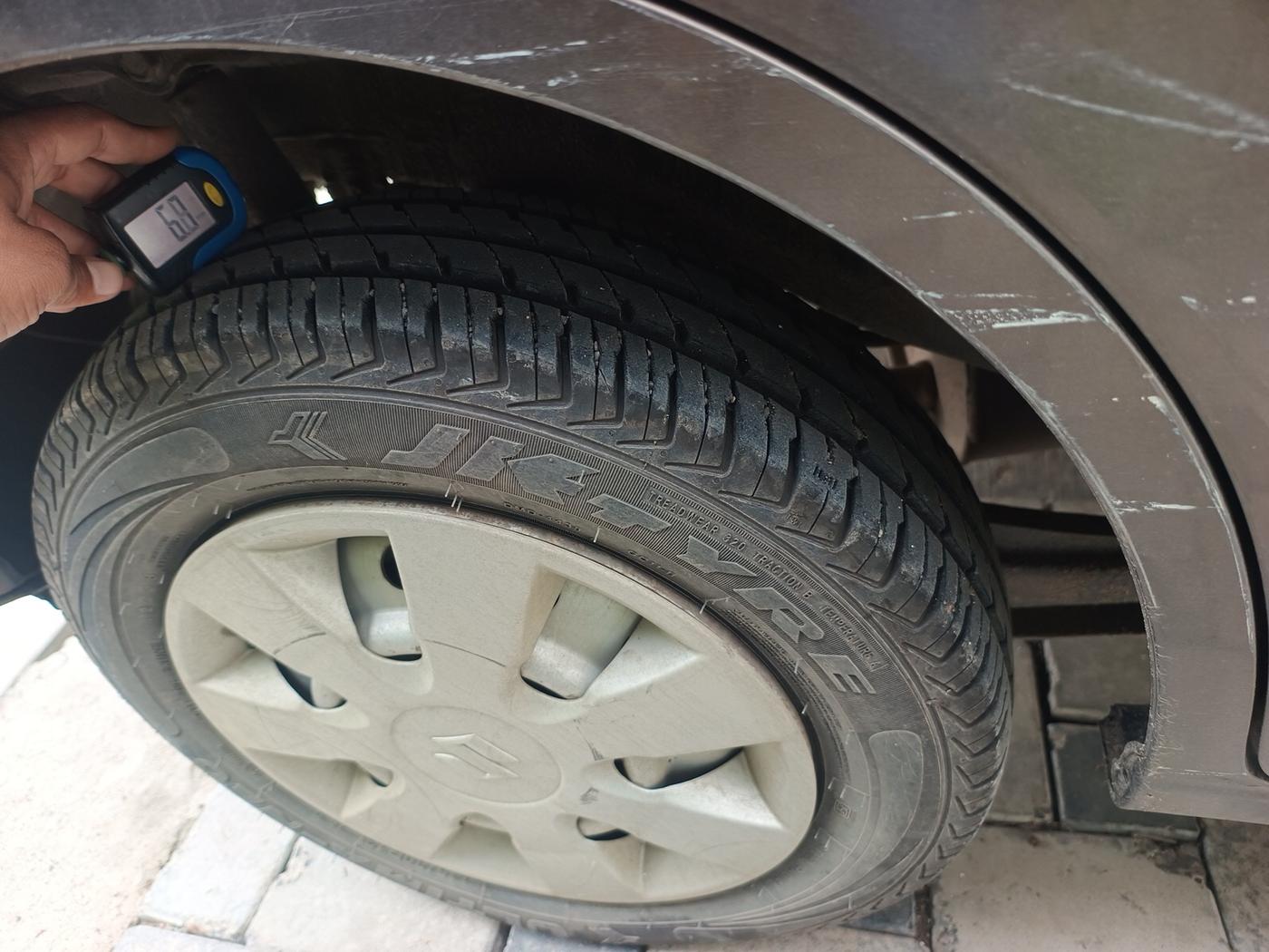 2015 Maruti Wagon R 1.0 LXI, Petrol, Manual, 18,830 km, tyre