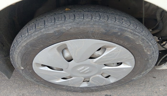 2011 Tata Indica Vista VX QUADRAJET, Diesel, Manual, 2,94,234 km, tyre