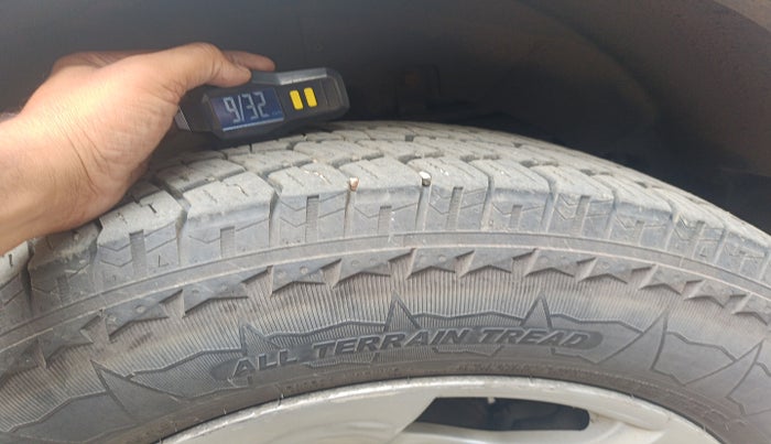 2018 Mahindra XUV500 W6, Diesel, Manual, 93,278 km, tyre