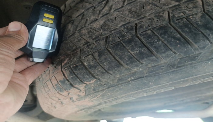 2018 Mahindra XUV500 W6, Diesel, Manual, 93,278 km, tyre