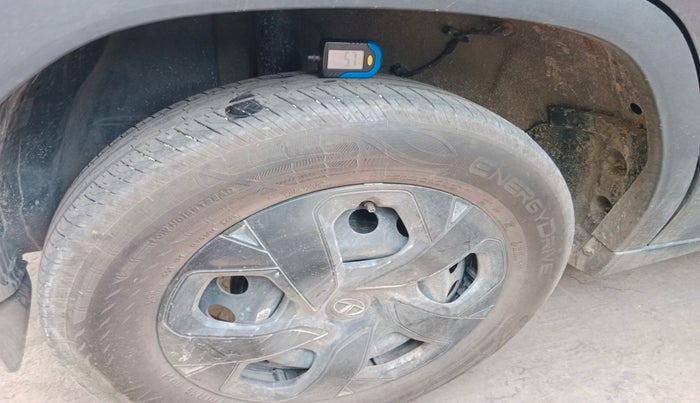 2023 Tata PUNCH ADVENTURE MT CNG , Petrol, Manual, 43,702 km, tyre