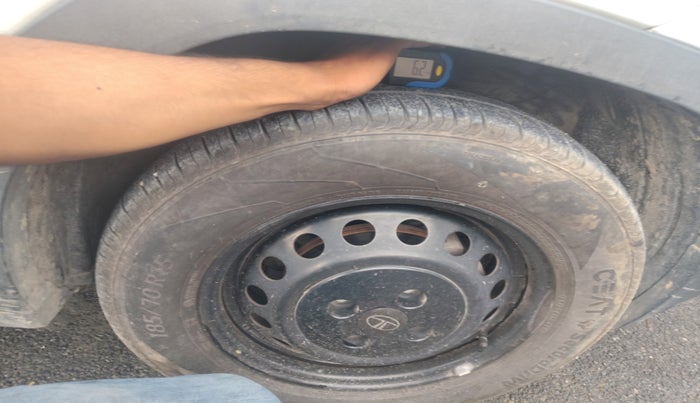 2024 Tata PUNCH PURE MT, Petrol, Manual, 9,373 km, tyre