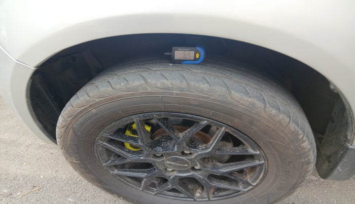 2015 Maruti Ritz VXI, Petrol, Manual, 17,875 km, tyre