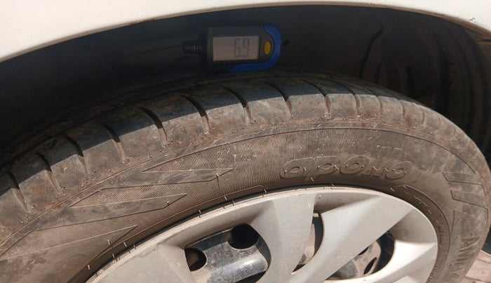 2016 Maruti Wagon R 1.0 VXI, Petrol, Manual, 78,341 km, tyre