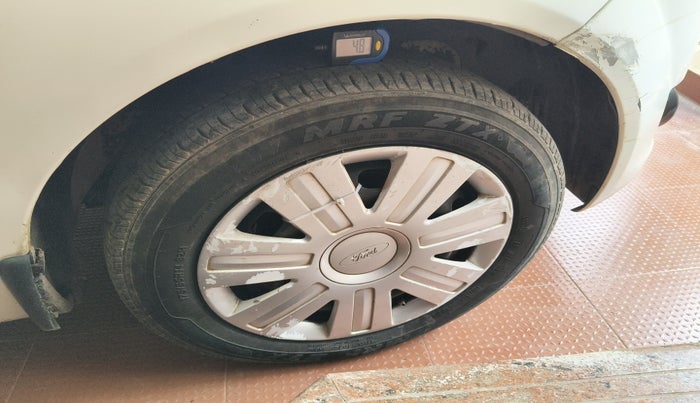 2011 Ford Figo ZXI 1.4 DIESEL, Diesel, Manual, 71,463 km, tyre
