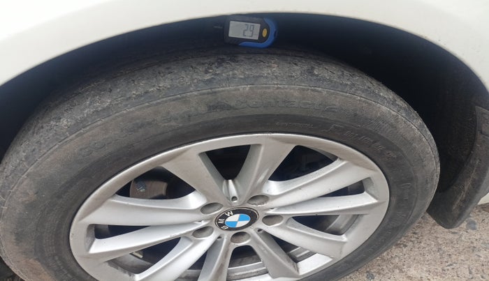 2011 BMW 5 Series 520D 2.0, Diesel, Automatic, 1,34,093 km, tyre