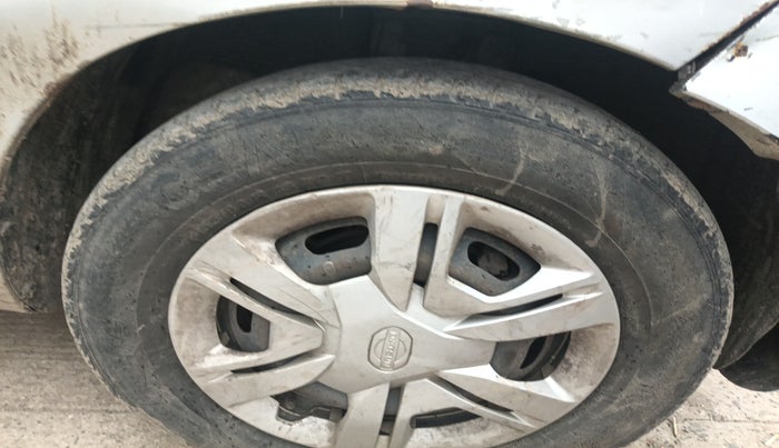 2019 Datsun Redi Go T (O), Petrol, Manual, 61,466 km, tyre