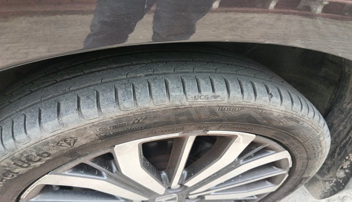 2019 Honda City 1.5L I-VTEC ZX CVT, Petrol, Automatic, 1,00,103 km, tyre