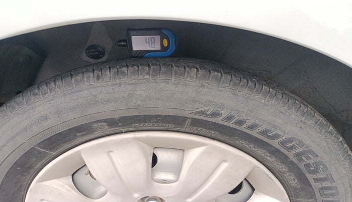 2013 Hyundai i10 ERA 1.1, Petrol, Manual, 49,633 km, tyre