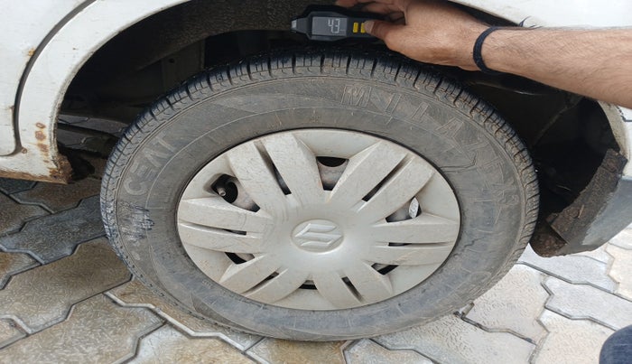2014 Maruti Alto 800 LXI CNG, Petrol, Manual, 1,80,340 km, tyre