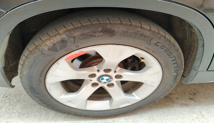 2012 BMW X1 sDrive20d, Diesel, Automatic, 1,29,065 km, tyre