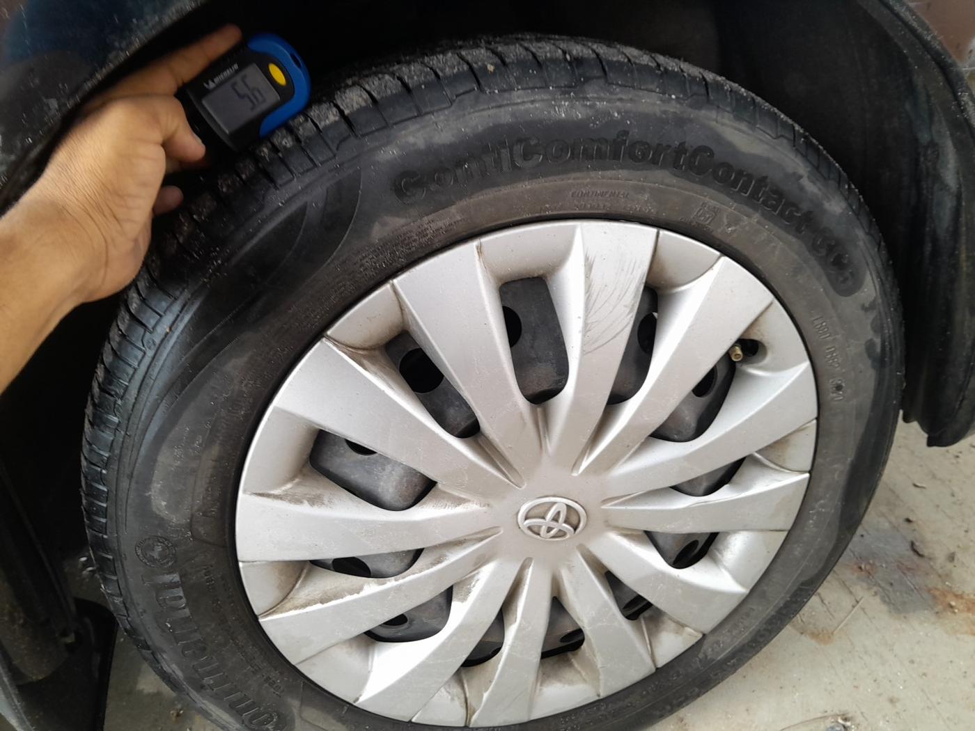 2014 Toyota Etios VD, Diesel, Manual, 1,70,675 km, tyre